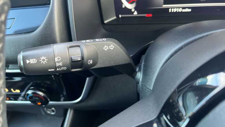 Nissan Qashqai 1.3 DiG-T MH N-Connecta 5dr Petrol Hatchback